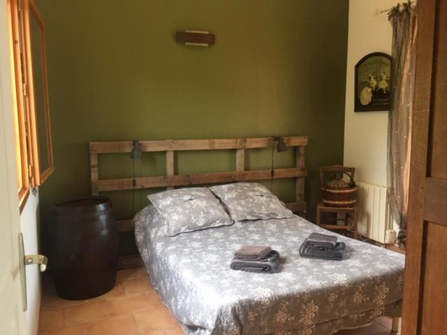 Gite L'Annexe Villelaure Eksteriør billede